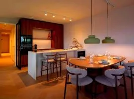 Luxury 3-bedroom apartment with panoramic views of De Hef & Erasmus Bridge