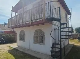 Casa familiar grande El Quisco parrilla y estacionamiento