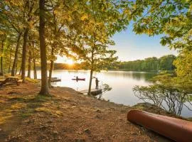 Lakefront, Hot Tub, Fishing, Pool, Pets, Dock