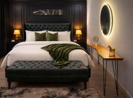 Presidential Suite In Gold Crest Residency-DHA Phase 4 Lahore, khách sạn ở Lahore