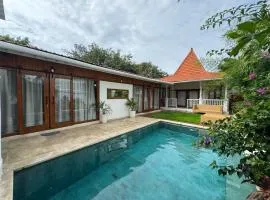 Stylish 2 Bedrooms Villa on Bingin with Pool and Kitchen