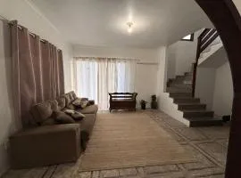 Casa na praia para até 8 pessoas com ótima localização