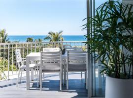 10 Andari Sunshine Beach Beachside Luxury Home，位于阳光海岸的酒店