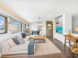 Salt Luxury Location