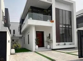 Maison Vaucluse - Luxury 4 Bedroom Entire Home