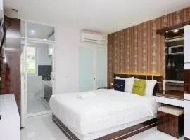 Urbanview Hotel DHelomi Homestay near UPN Veteran