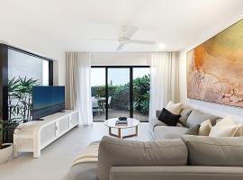 Sunrise Luxury Beach Retreat Pooch Friendly，位于日出海滩的酒店