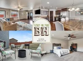 Large Home in the Most Convenient Location