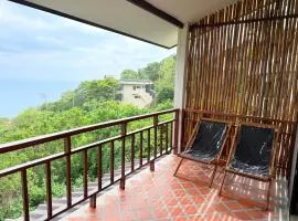 Koh Tao Studios Ocean Moon view