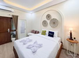 Urbanview Terra Hotel Syariah Near Stasiun Sragen by RedDoorz, hotel en Sragen