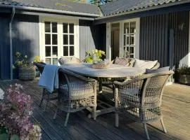 Holiday Home Near Marielyst Beach And Forest