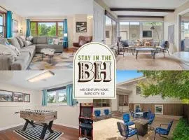 Mid-Century Magic - HUGE Space