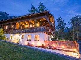 Landhaus Alpbach، بيت ريفي في ألباخ