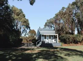 Banksia - The Yanakie House - Wilsons Promontory