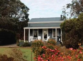 Wattle - The Yanakie House - Wilsons Promontory