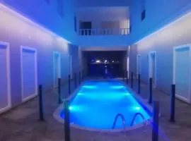 مجمع بيتش هاوس - درة العروس - للعائلات فقط