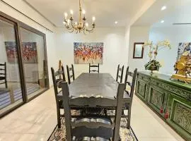 Refined villa in the heart of La Marsa with garden