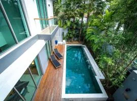 Luxury Teak 4BR Private Pool Villa in Bang Tao
