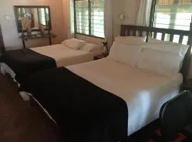 Chalet along Zambezi River with Swimming Pool & WiFi & Safari & Boat Cruise