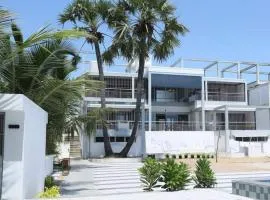 Alamparai Villa - Private Pool, Luxurious 4BHK With River Access