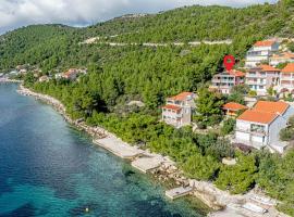 Awesome Apartment In Karbuni With Wifi, Hotel in Potirna