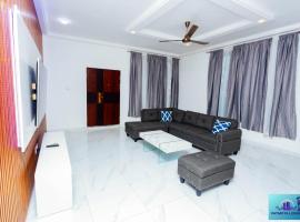 Ernest homes, hotel in Kwabenya