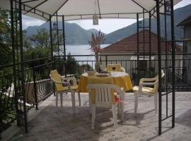 Holiday home Bokokotorski zaliv, cabaña o casa de campo en Kotor