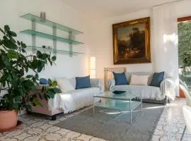 Casa Mimosa a 2 Passi dal Mare con Garage