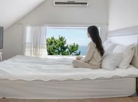 Namhae baramundeok Pension