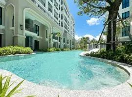 Apartment at the brand new Title Legendary by Lofty