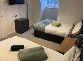 3BR House in Warrington with EV Charger & Garden