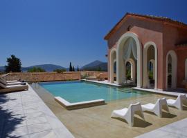 Villa Veneziano Lefkada, kh&aacute;ch sạn 4 sao ở Nydri