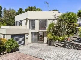 Entire home in Birkenhead