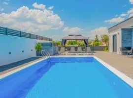 Villa Kristina - Makarska by Villas Guide