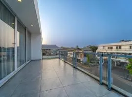 G Square 1 Room with Private Balcony Near Alappuzha Beach & Other Popular Attractions