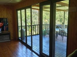 Barberton Troop Cabin, hotel in Barberton