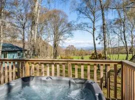 Fern Lodge 2 with Hot Tub