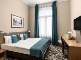 Erzsébet Királyné Szálloda, hotel u gradu Gedele