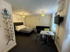 Luxury Studio Apartment Birmingham