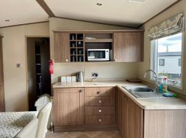 Lake Front 2 Bed Caravan, South Cerney, kemp v destinaci Cirencester