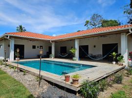 Bedrooms in brisas beach house - Coronado, hotel i Playa Coronado