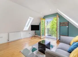 Willow Loft - Uk49479