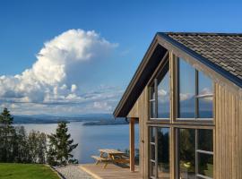 Luxury cabin, Wellness and view over the Tyrifjord, hotel i Nes