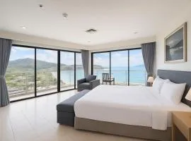 Patong Beachfront Tower 30 Floor Penthouse
