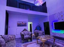 Phienu Apartment & Suite, hotel con estacionamiento en Mama