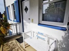 ruhige 3-Raum-Wohnung "BODDENBLICK" mit Balkon und Terrasse