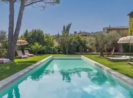 Le Petit Palais Hors Du Temps