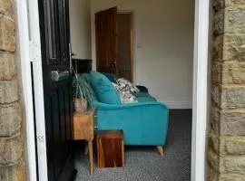 Delightful 1 Bedroom Cottage