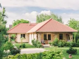 Toldi68 Apartmanház