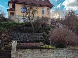 Gemütliche Wohnung mit Terrasse, nähe Stadtzentrum